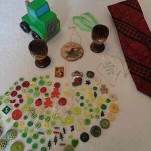 HOLIDAY STYLED LOT VINT TIE WOODEN TRUCK EGG CUPS ORN DODADS BUTTONS